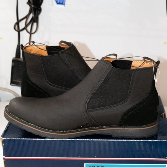 Izod BLACK Men's‎ Lucas Pull-On Chukka Leather Boot - Picture 1 of 8